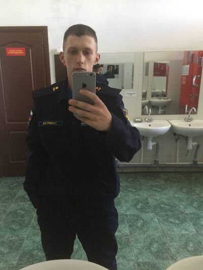  ,   Nikita, 20 ,   c 