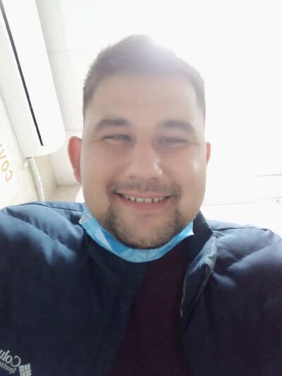  ,   Denis, 26 ,   c 