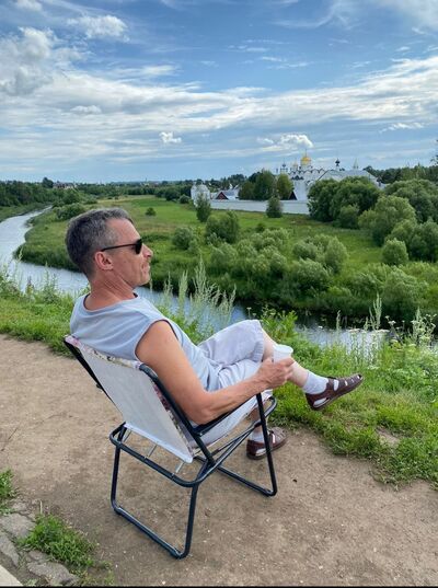  ,   Vlad, 64 ,  