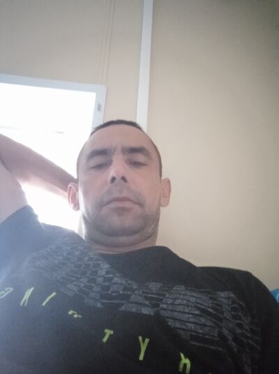  ,   Djordje, 40 ,   ,   