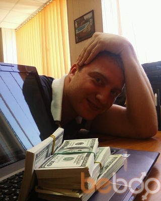  1736887  Vadym, 38 ,    