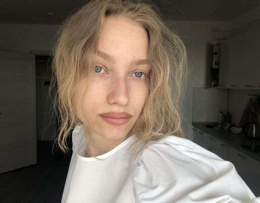  -,   , 22 ,   ,   