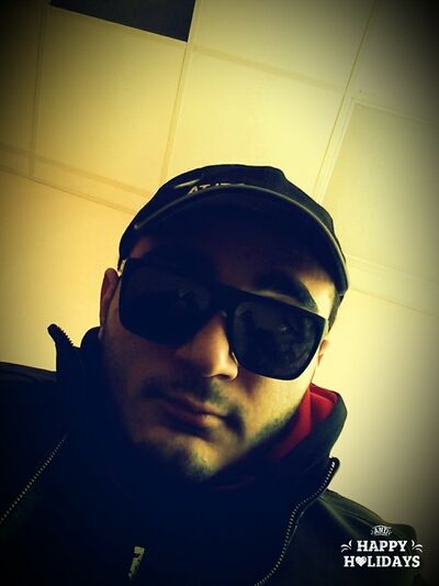  ,   Levon, 31 ,     , c 