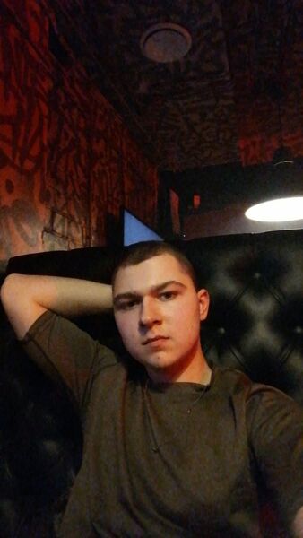  ,   Anton, 22 ,   ,   