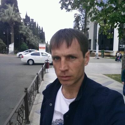  ,   Alik, 39 ,   