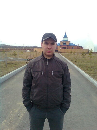  ,   Maks, 37 ,   ,   , c , 