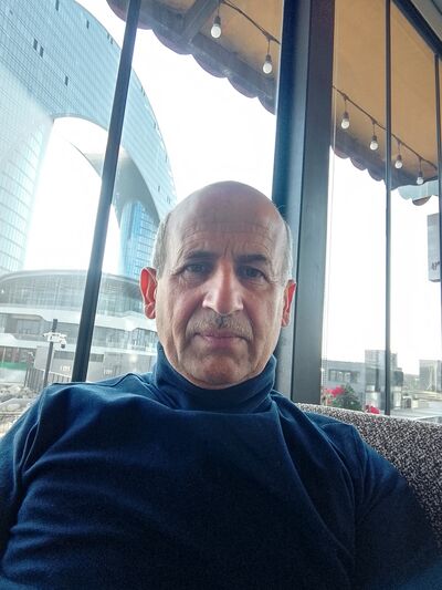  ,   Kamal, 57 ,   ,   