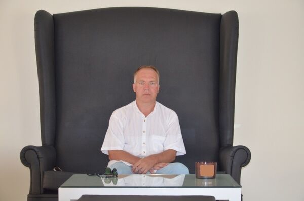  ,   Alex, 59 ,     , c 