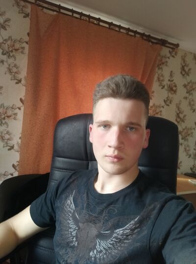  ,   Ѹ, 19 ,   ,   , c 