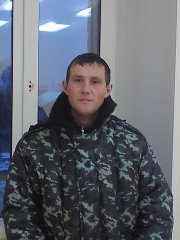  ,   Konstantin, 45 ,   