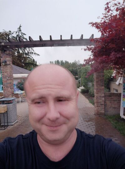  ,   MAKSYM, 45 ,   c 