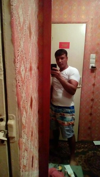  ,   Viktor, 44 ,   ,   , 