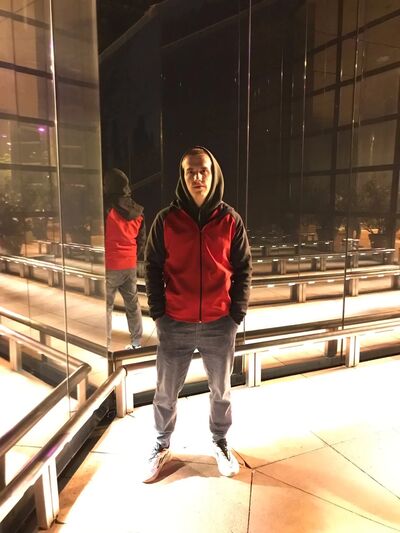  ,   Vladislav, 24 ,     , c 