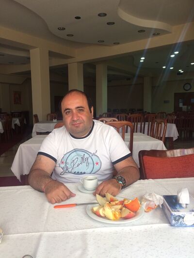  ,   Vahan, 46 ,   ,   , c 