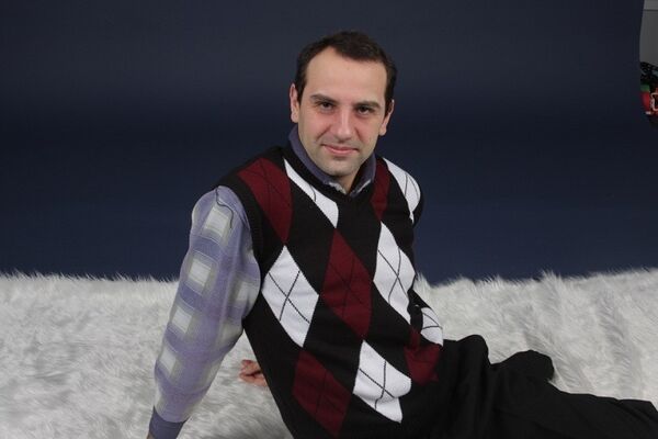  ,   Aleksandr, 43 ,   ,   , c 