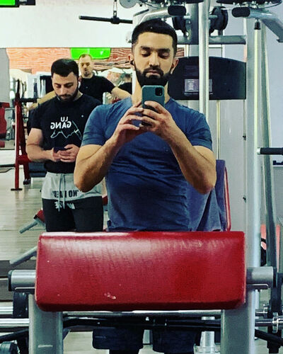  ,   Karl sru ya, 33 ,   ,   