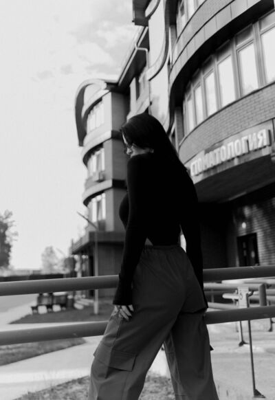  ,   Viki, 34 ,   ,   