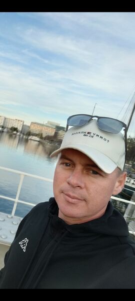  Genk,   Aleks, 44 ,   ,   , c 