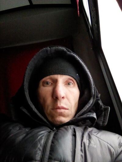  ,   Oleg, 46 ,  
