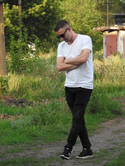  ,   Robert, 31 ,   
