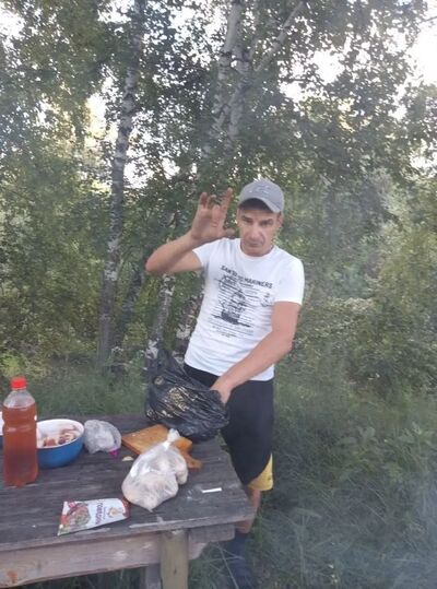  ,   Aleksandr, 44 ,   ,   