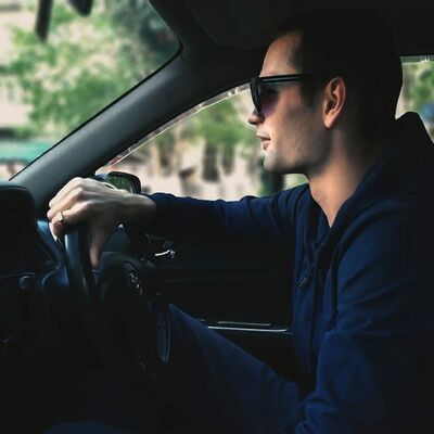  ,   Denis, 31 ,   ,   , c , 