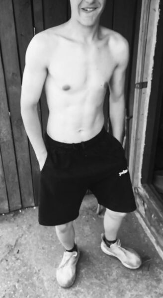   ,   Egor, 19 ,   ,   