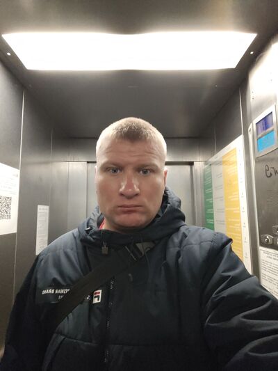  ,   Ruslan, 36 ,   ,   