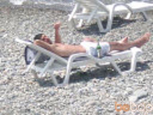  ,   Artur, 42 ,   