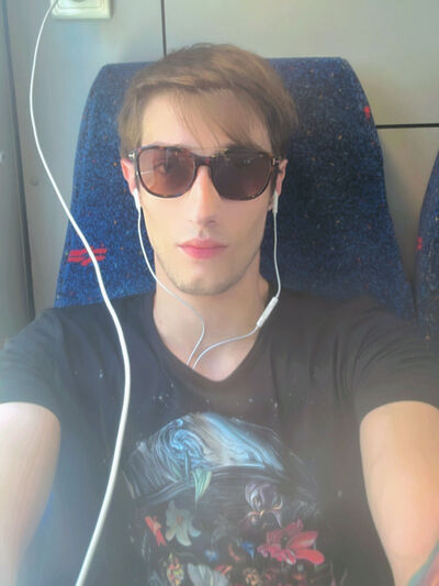  ,   Angel, 25 ,   ,   , c , 