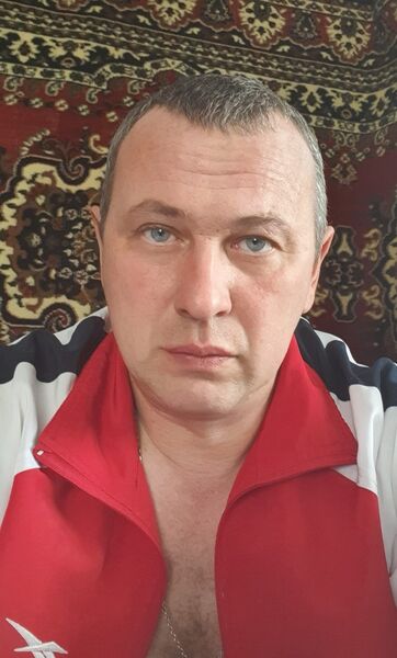  ,   Oleg, 51 ,   ,   , c 