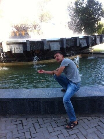 ,   Dima, 39 ,   