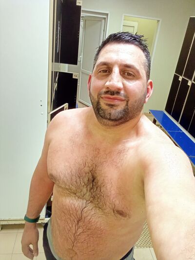  ,   Ruslan, 37 ,   ,   