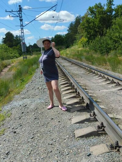  ,   Elena, 46 ,   ,   , c 