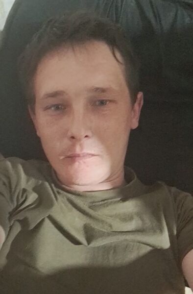  ,   Edgord, 31 ,   ,   