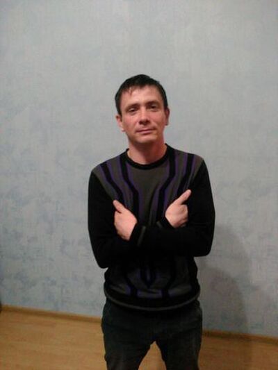 ,   Artur, 42 ,   ,   