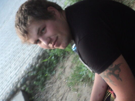  ,   Artem, 36 ,   