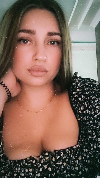  ,   Ruslana, 32 ,  