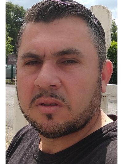  Meerbusch,   Mykhail, 45 ,   ,   , c 