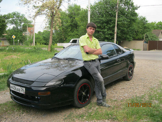  ,   Oleg, 39 ,   