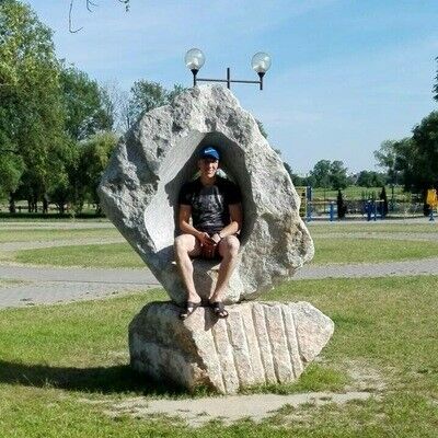  ,   Sasha, 31 ,   