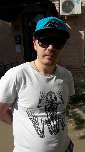  ,   Viktor, 40 ,   ,   , c 