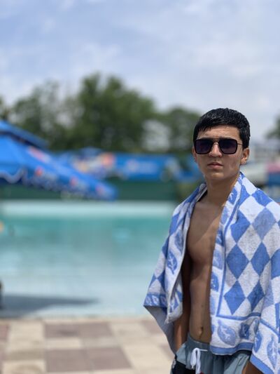  ,   Asliddin, 33 ,     , c 