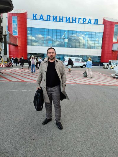  ,   Mauro, 42 ,   ,   , c 