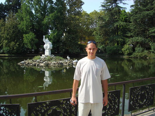 ,   Vladimir, 47 ,  