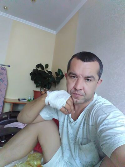  ,   Vadim, 45 ,   ,   