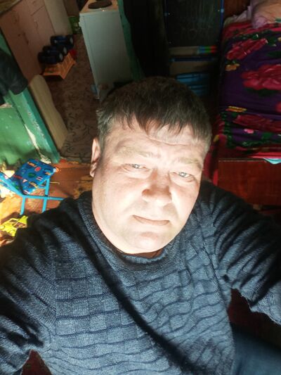  ,   Denis, 41 ,   c 