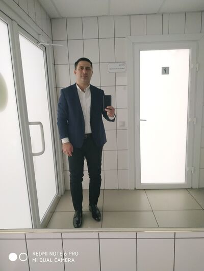  ,   Asif, 41 ,   ,   , c 