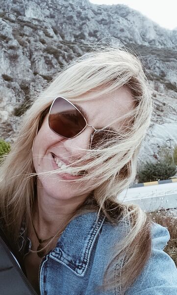  ,   Irina, 35 ,   ,   , c , 