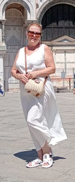  ,   Milu, 60 ,     , c 